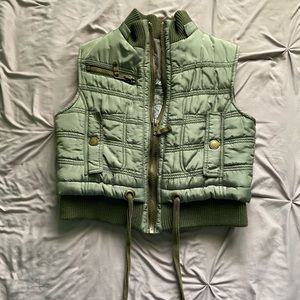 No Sleeve Green Puffer Vest